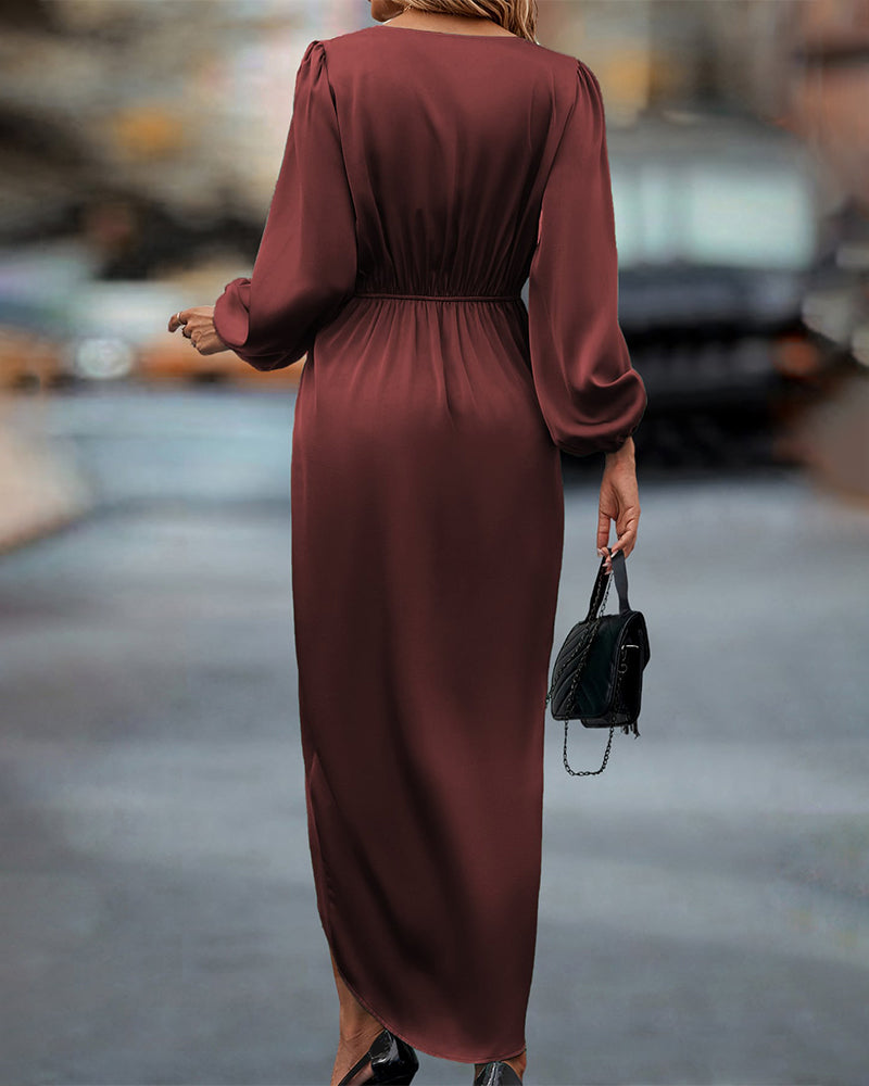 Vestido sofisticado con escote en V y mangas largas de estilo farol