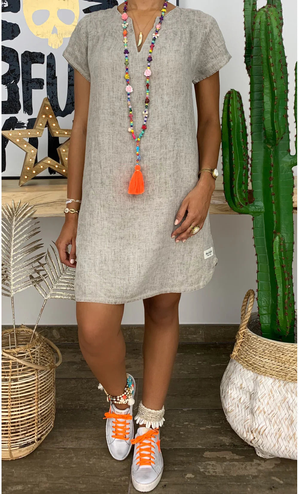 Georgina - Modelo básico holgado Vestido de manga corta con escote en V en lino de algodón de color sólido