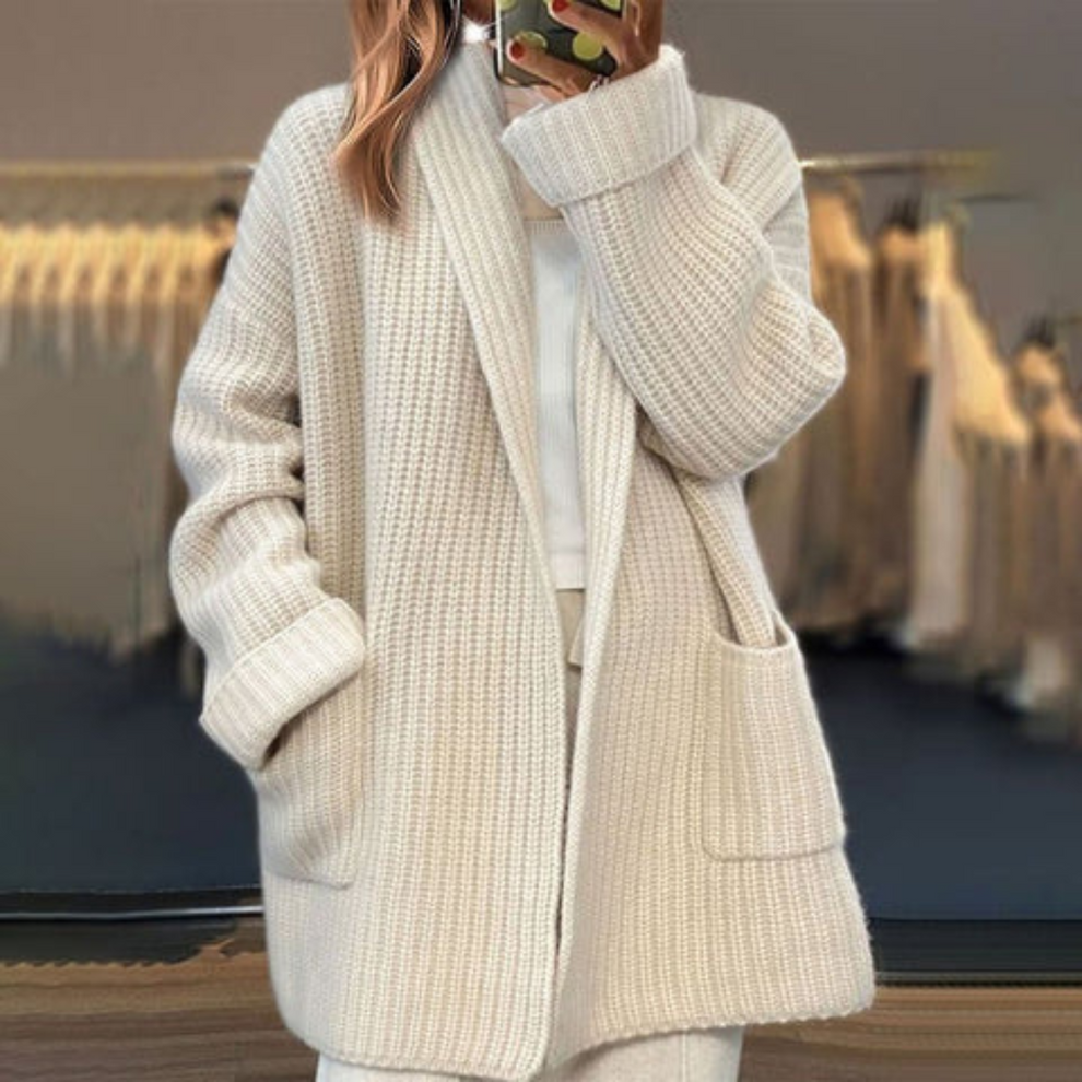 Cálido y Cómodo Cárdigan para Mujer Ideal para el Invierno