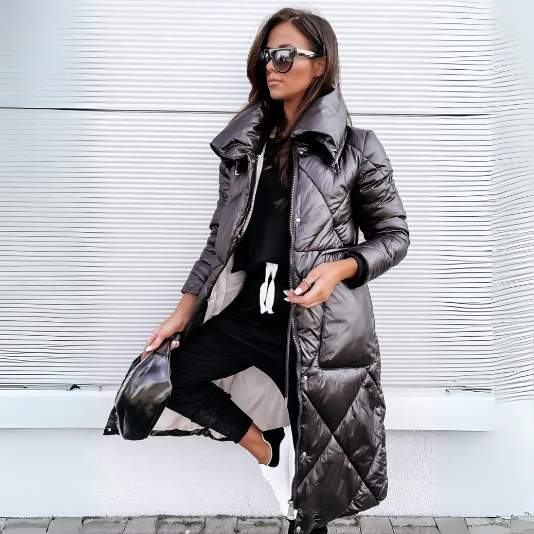 Chaqueta Larga para Mujer con Moderno Diseño de Cuello