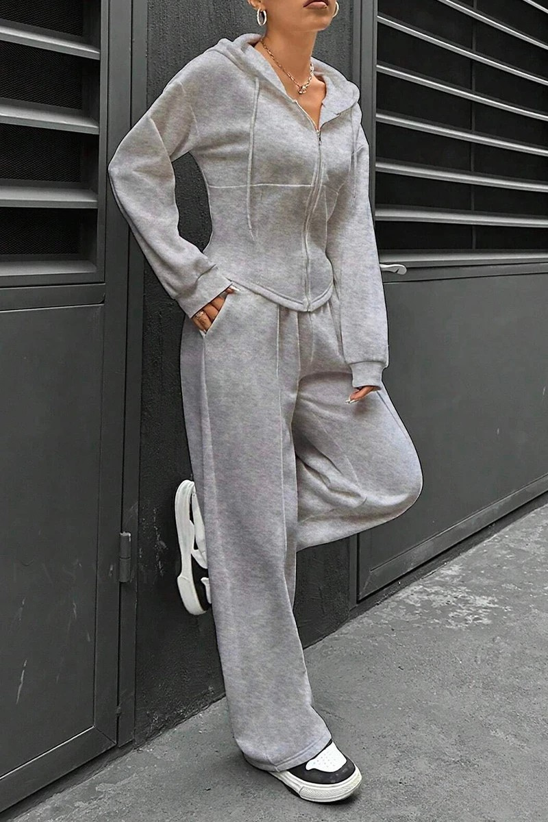 Conjunto deportivo suave para mujer con cordones ajustables