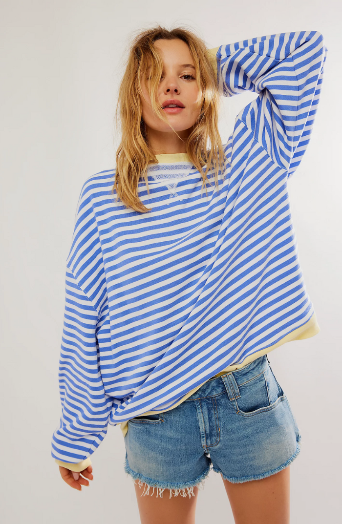 Suéter Oversize con Rayas para un Mira Moderno