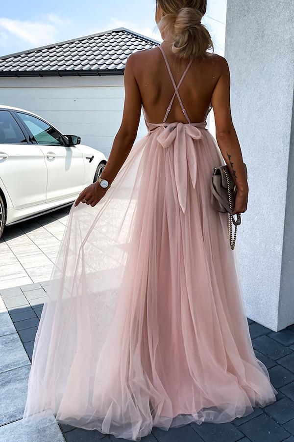 Vestido Largo Elegante con Pliegues y Espalda Descubierta con Escote Profundo