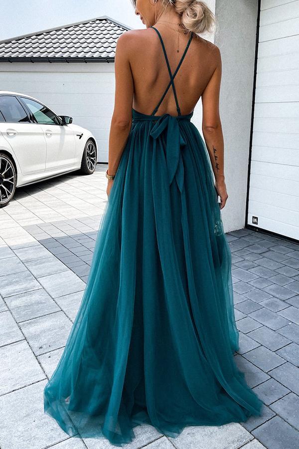 Vestido Largo Elegante con Pliegues y Espalda Descubierta con Escote Profundo