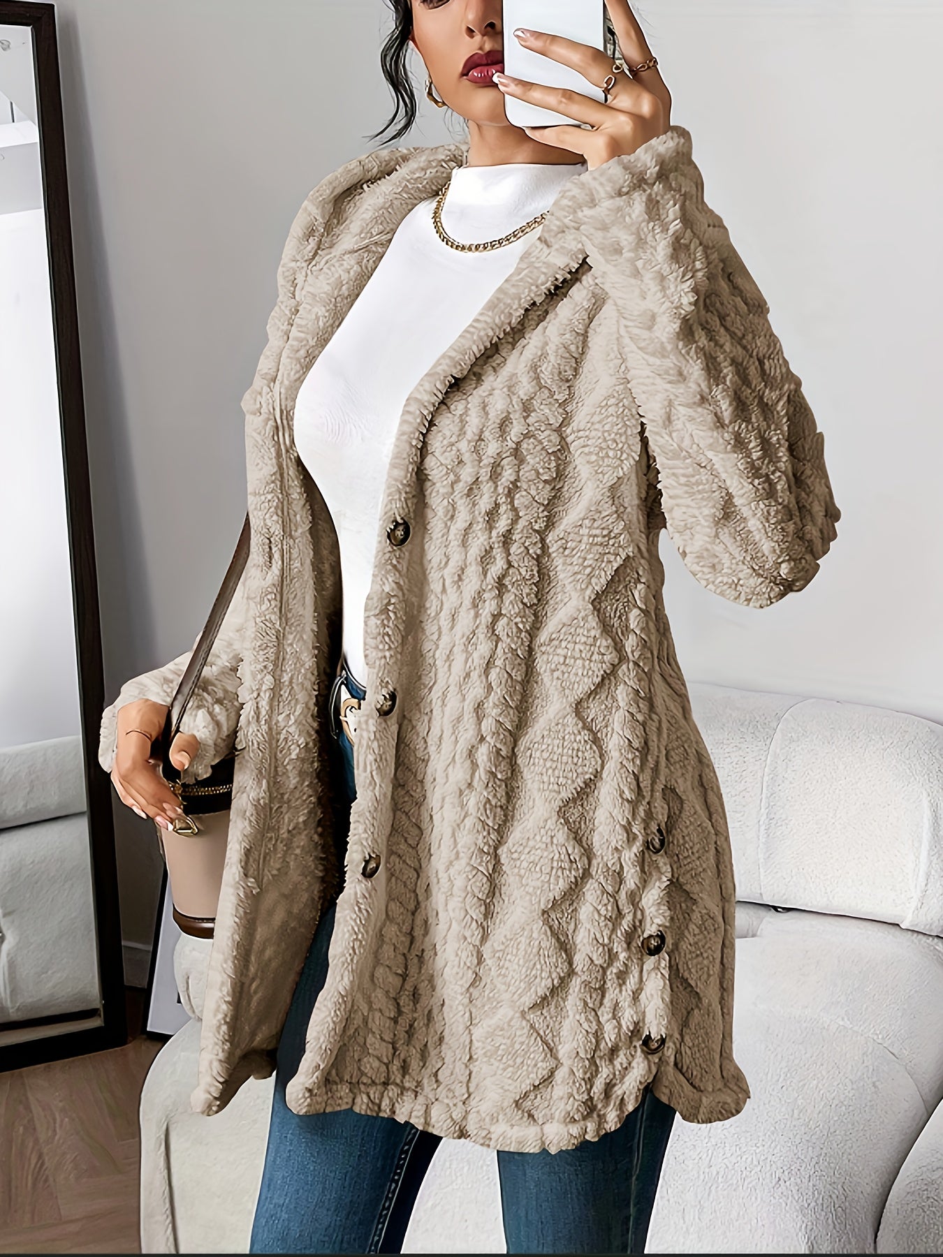Chaqueta acogedora con capucha, ideal para el frío
