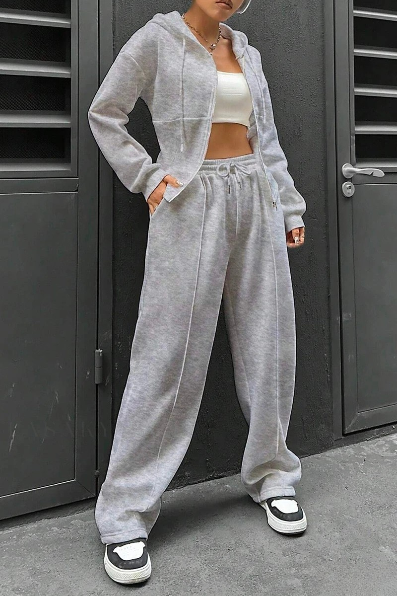 Conjunto deportivo suave para mujer con cordones ajustables