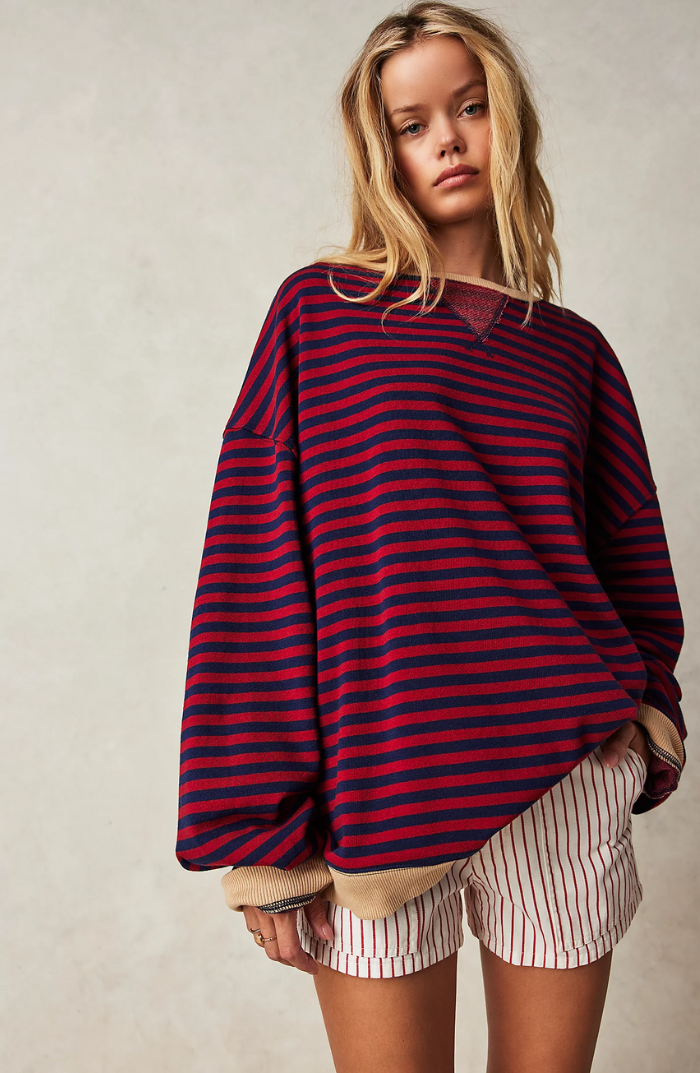 Suéter Oversize con Rayas para un Mira Moderno
