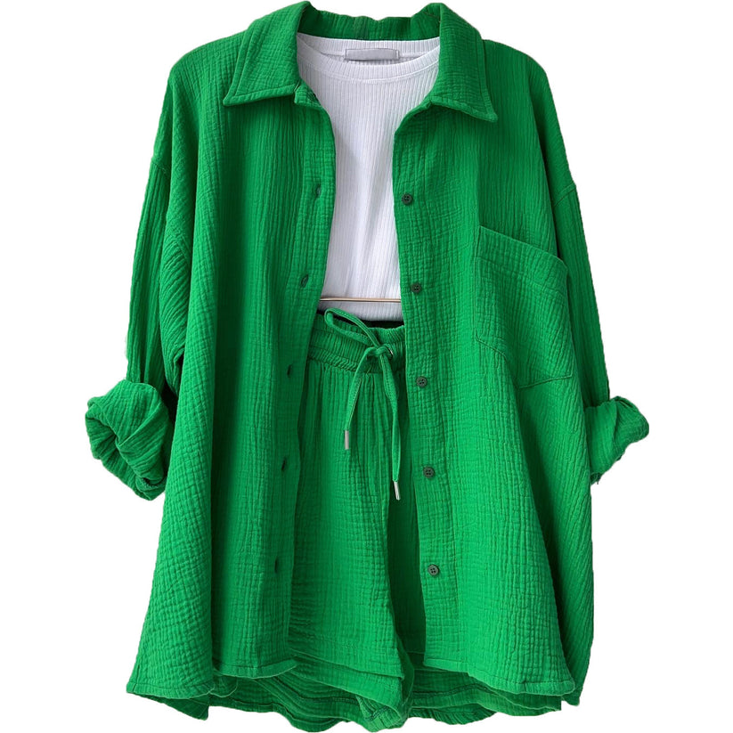 Conjunto veraniego de camisa fluida con botones y pantalón corto a juego para mujer