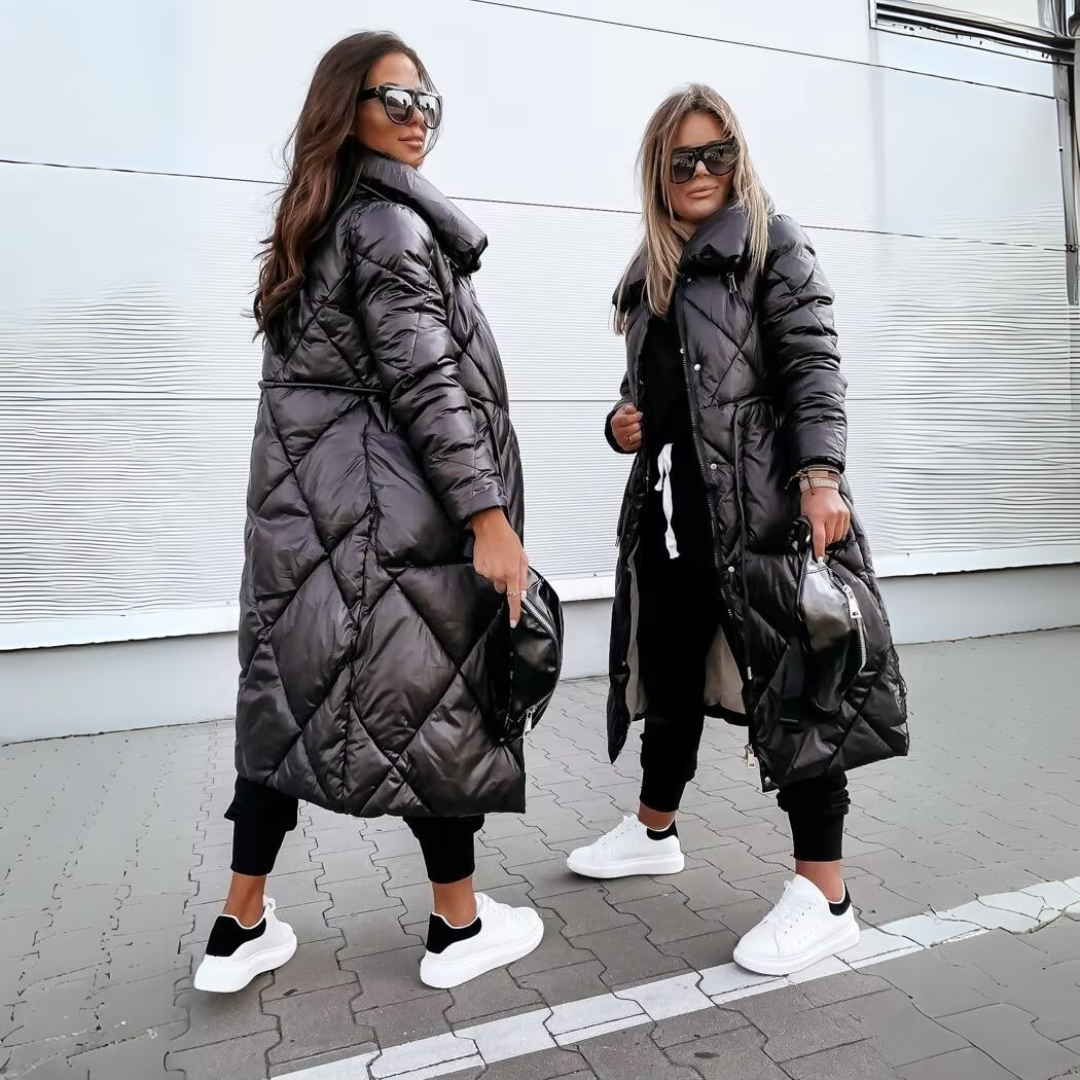 Chaqueta Larga para Mujer con Moderno Diseño de Cuello