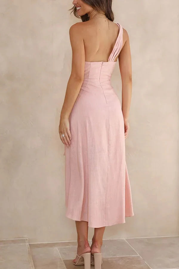 Vestido midi cruzado para mujer con diseño asimétrico y detalle elegante