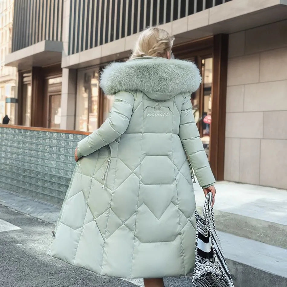 Abrigo Largo de Invierno para Mujer con Diseño Exquisito de Capucha