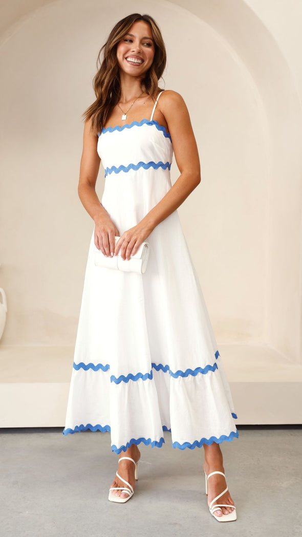 Vestido largo elegante con tirantes finos