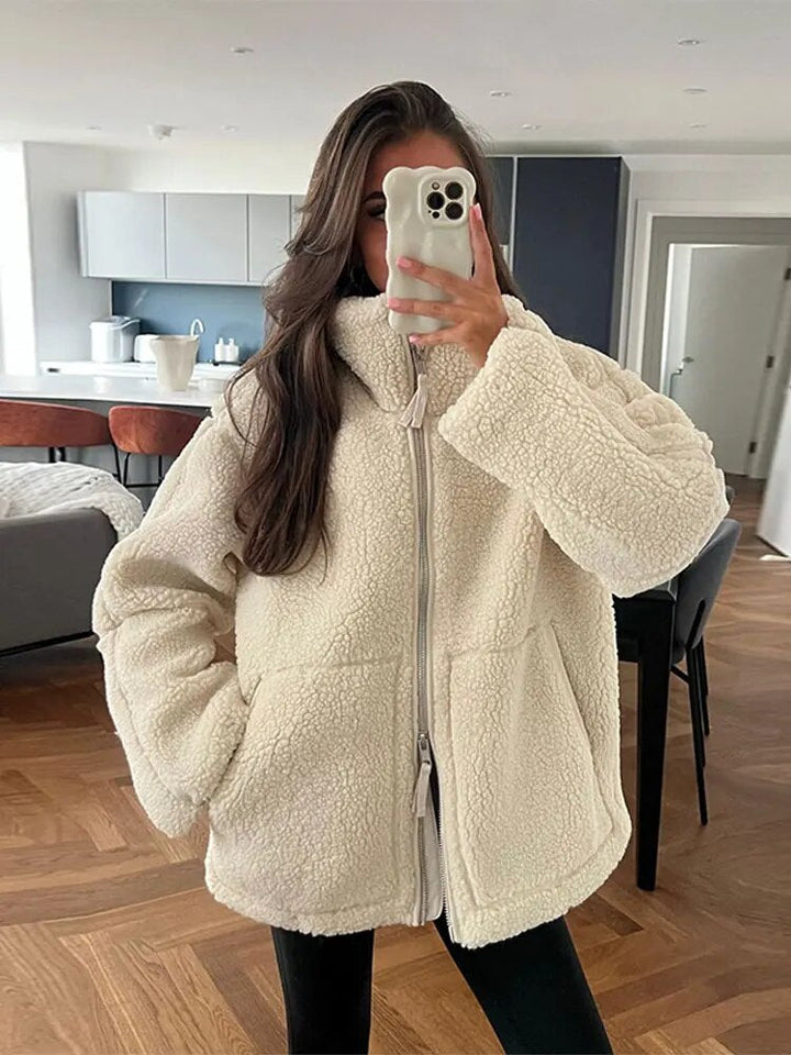 Chaqueta Estilo Teddy para Mujer - Cálida y Moderna