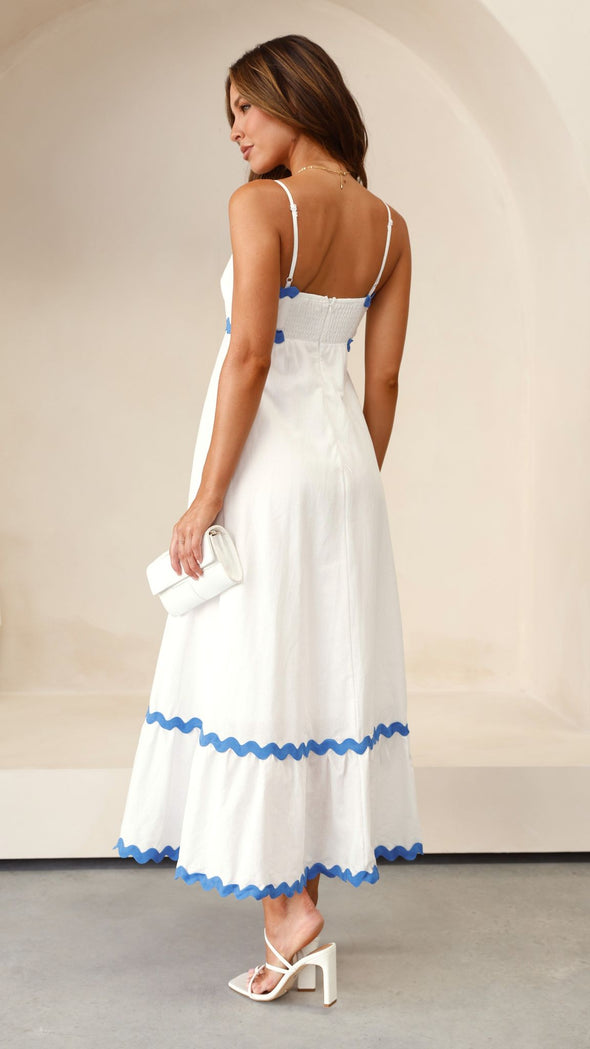 Vestido largo elegante con tirantes finos