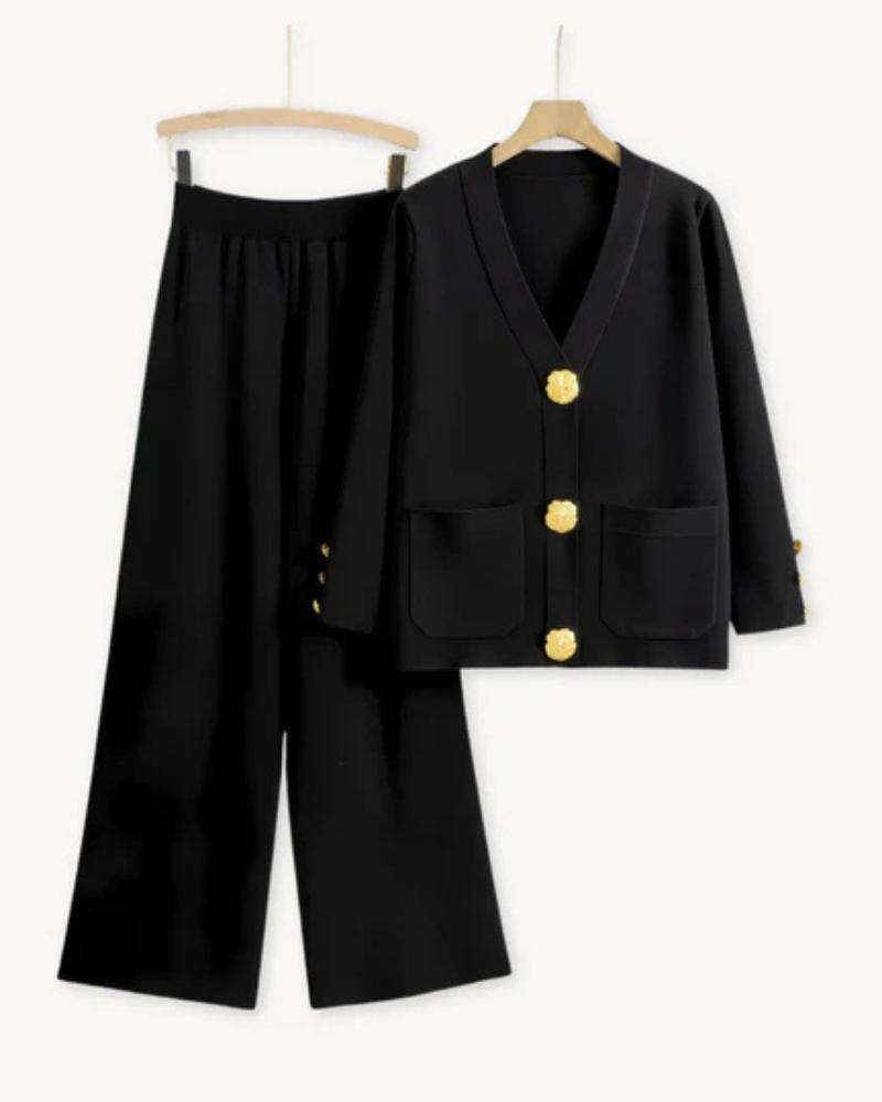 Elegante conjunto femenino con chaqueta de botones grandes y pantalón de pierna ancha