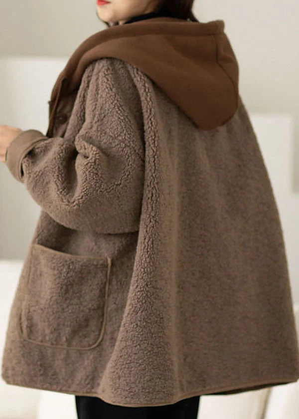 Abrigo de Invierno en Color Café con Capucha, Diseño de Dos Piezas y Cordón Ajustable