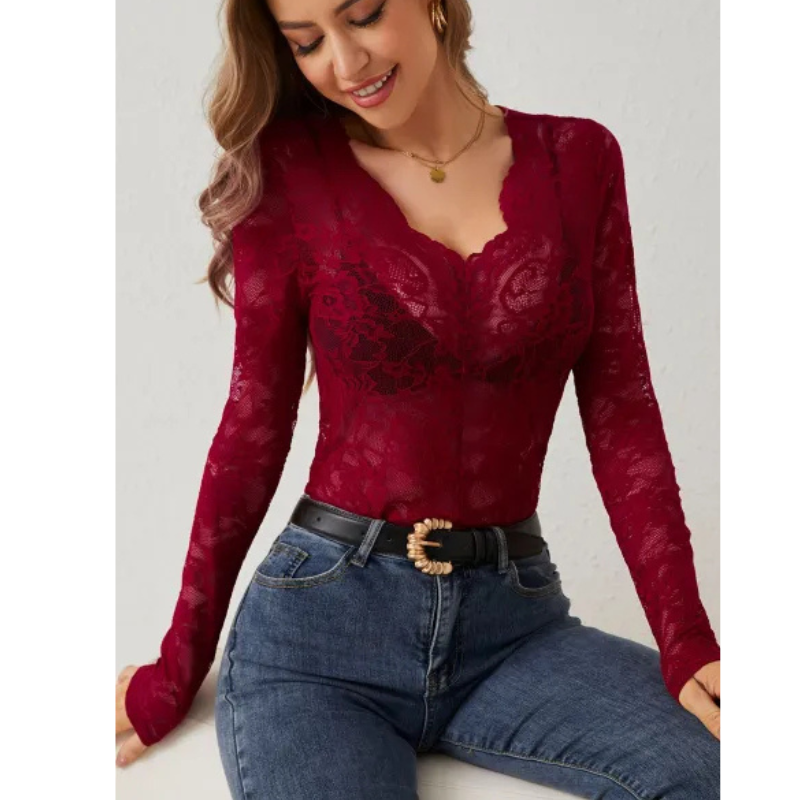 Blusa elegante para mujer con mangas largas y detalles calados