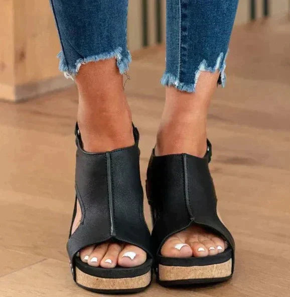 Sandalias casuales para mujer con plataforma baja y diseño moderno