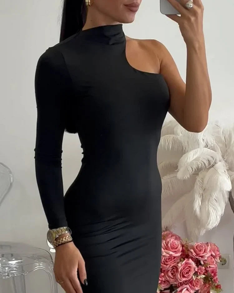 Vestido de un solo hombro en color sólido para un look moderno