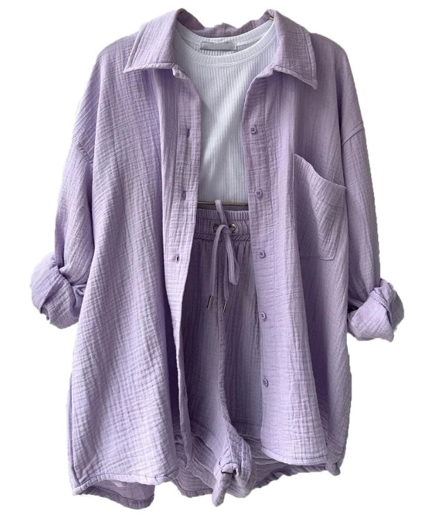 Conjunto veraniego de camisa fluida con botones y pantalón corto a juego para mujer