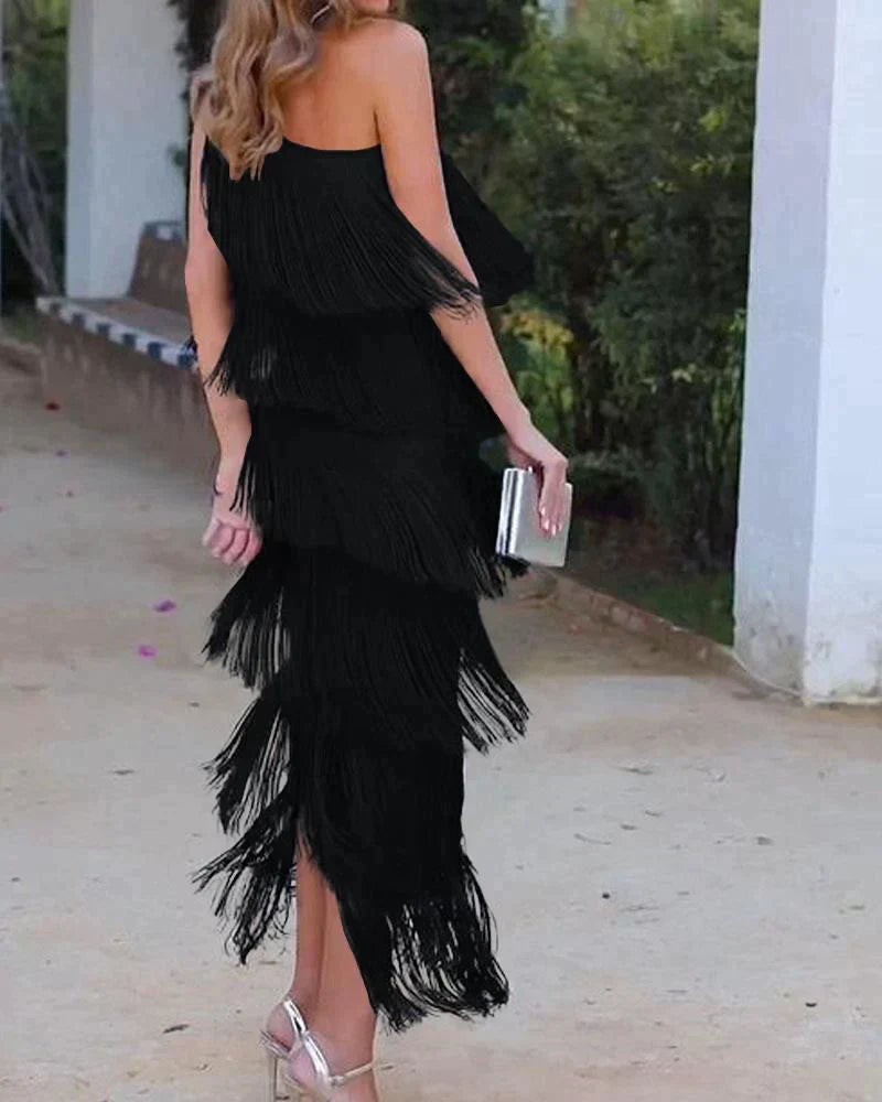 Vestido midi largo con flecos y diseño de un solo hombro elegante