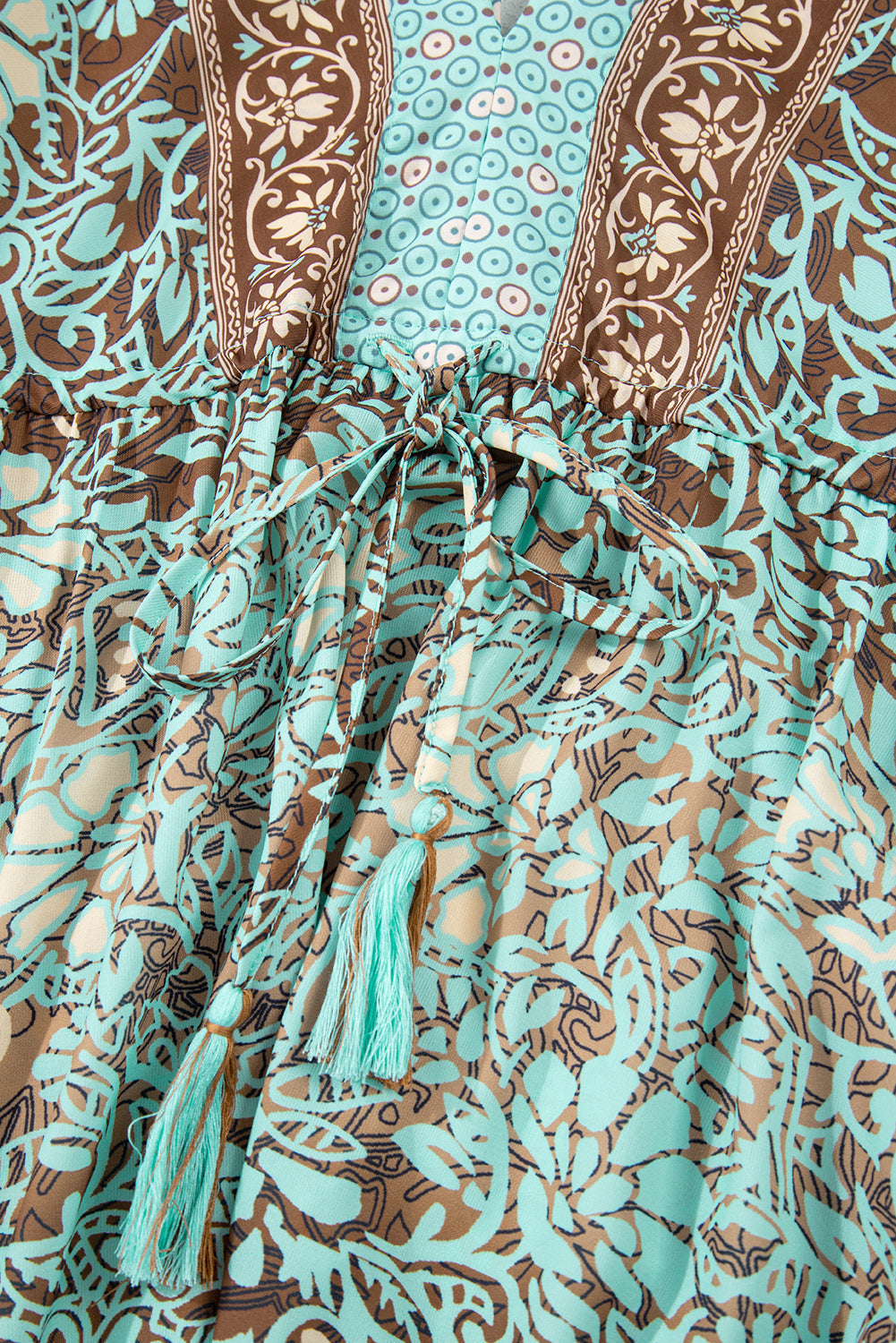 Vestido bohemio largo con estampado floral, espalda abierta y cintura alta