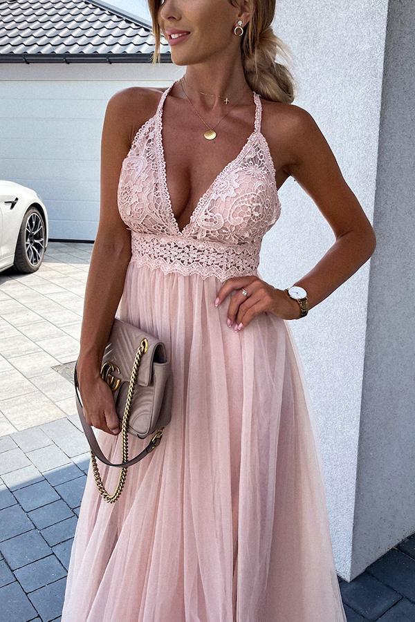 Vestido Largo Elegante con Pliegues y Espalda Descubierta con Escote Profundo
