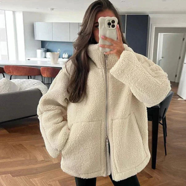 Chaqueta de Mujer Moderna y Cálida con Diseño Acogedor para Invierno