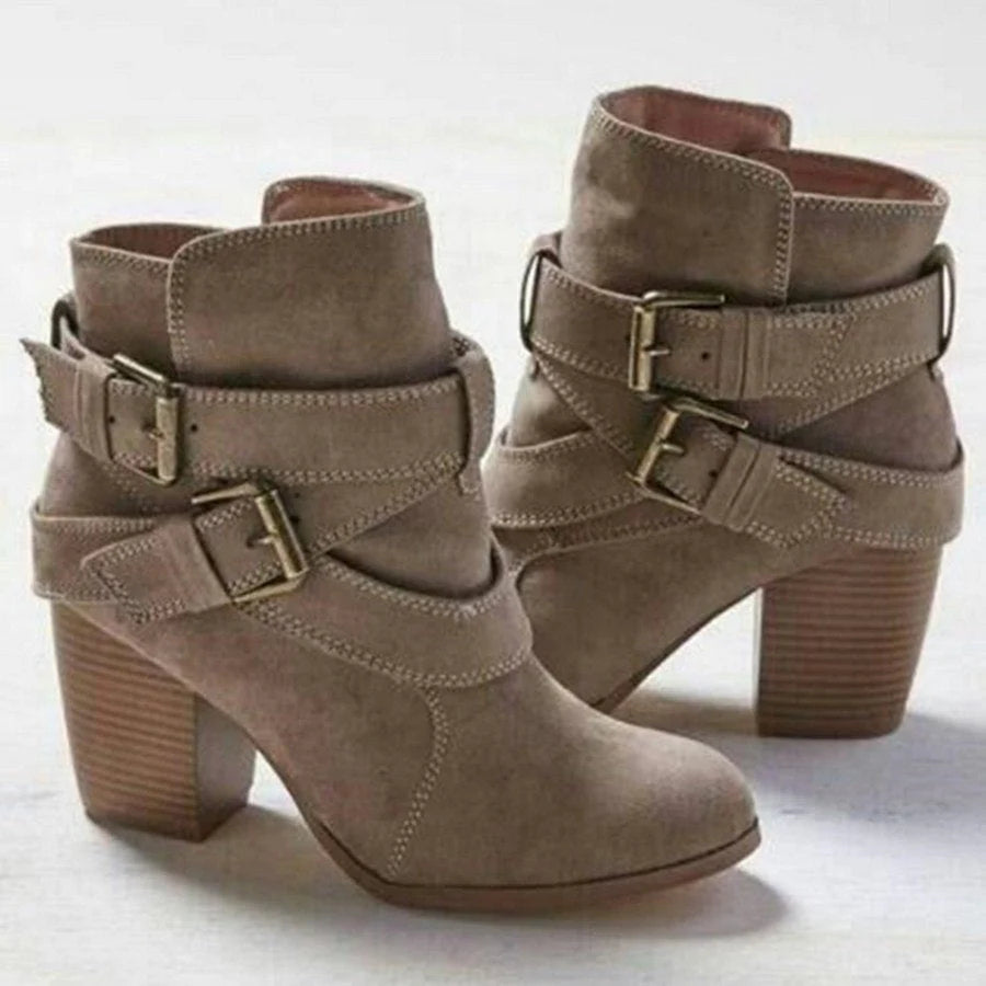 Botines elegantes de tacón medio