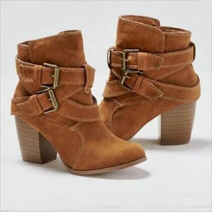 Botines elegantes de tacón medio