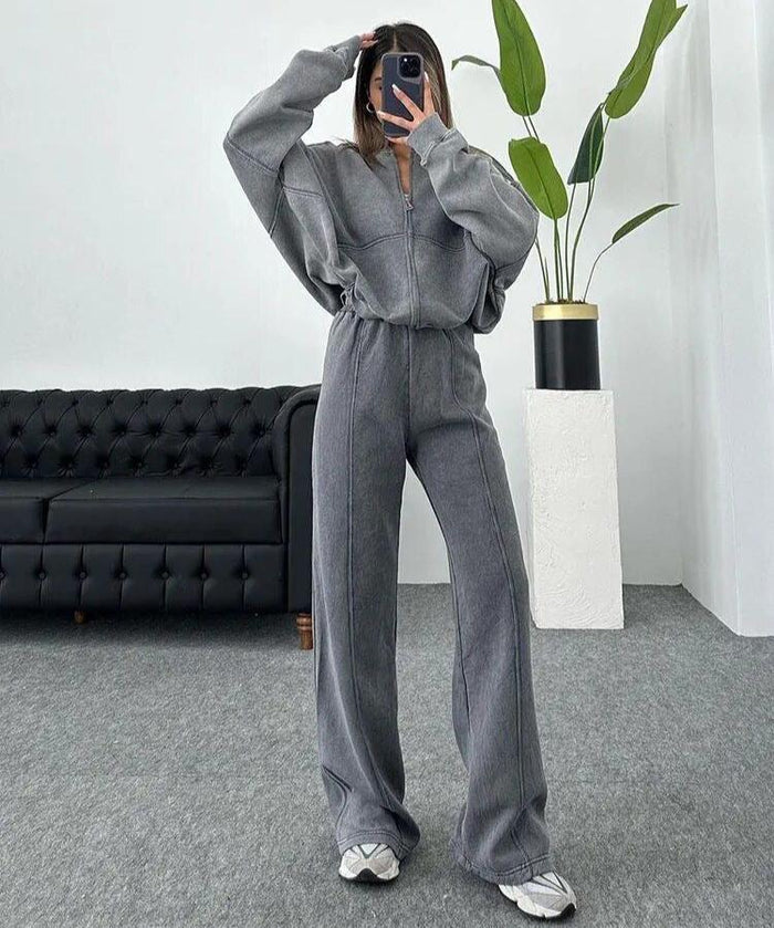 Conjunto deportivo casual para mujer con chaqueta de cremallera y pantalón acampanado de talle alto
