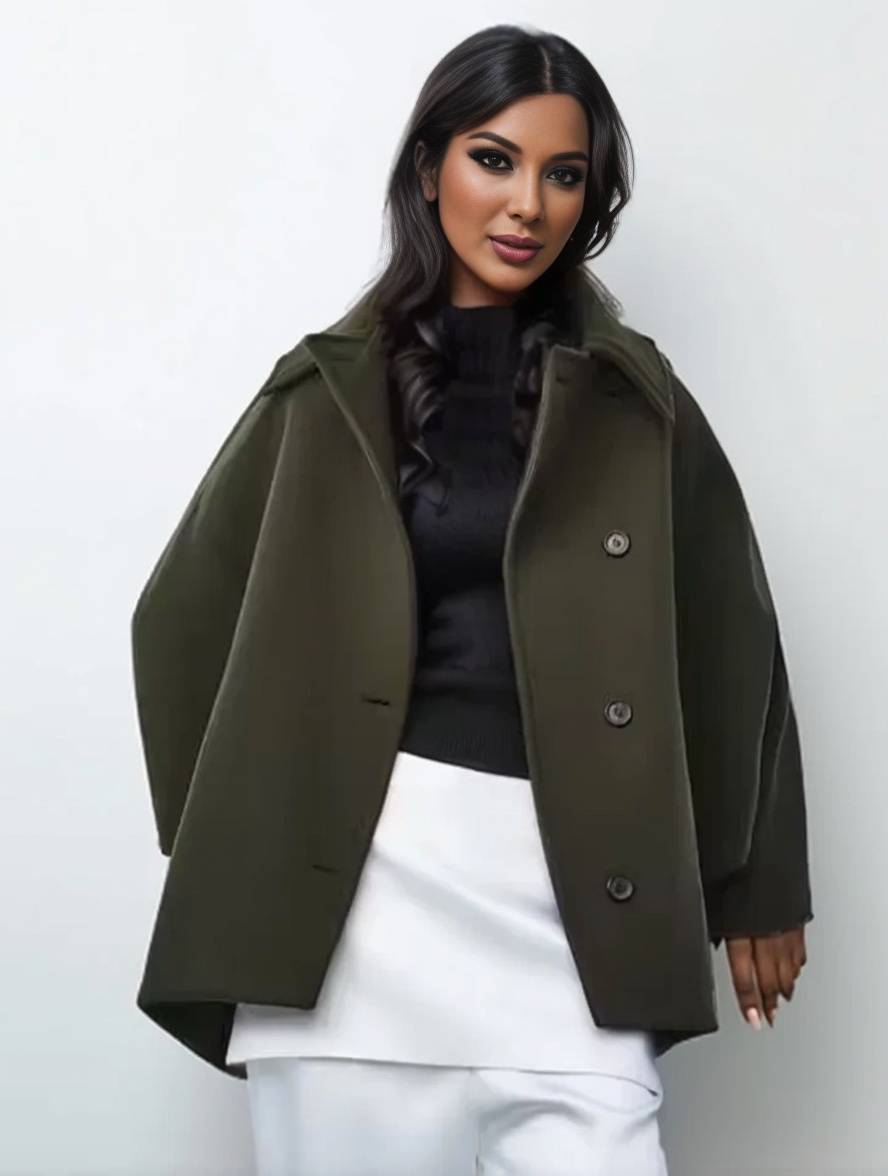 Chaqueta elegante de mujer con bolsillos, cuello solapa y mangas amplias para un estilo casual moderno
