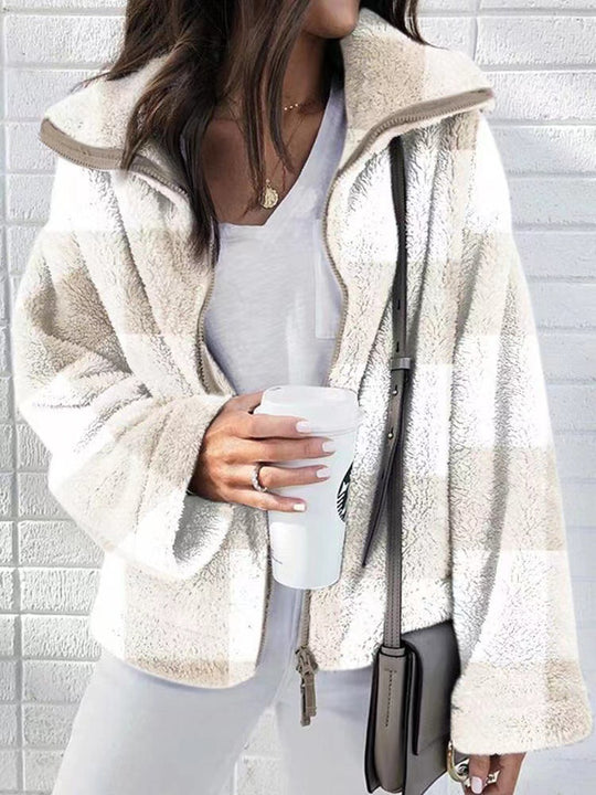 Abrigo reversible con felpa lujosa para la mujer moderna