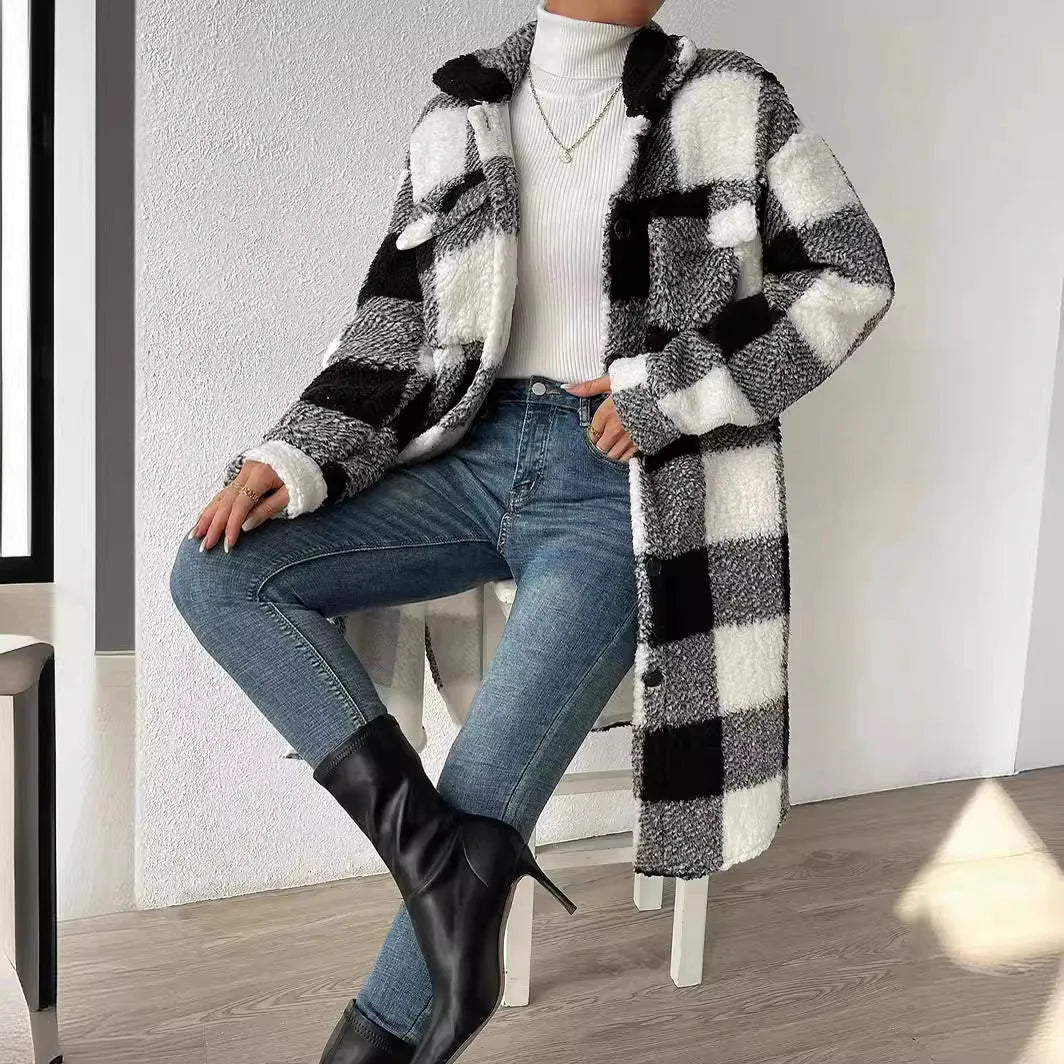 Abrigo Largo y Moderno para Mujer con Diseño de Cuadros y Estilo Informal Elegante