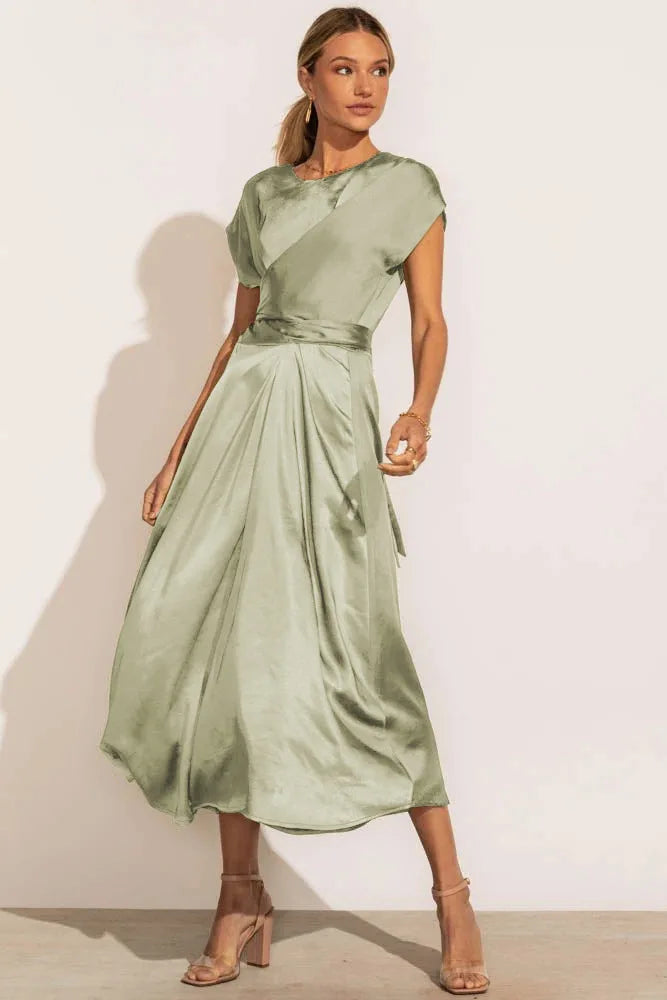 Vestido largo de fiesta con estilo elegante para eventos especiales