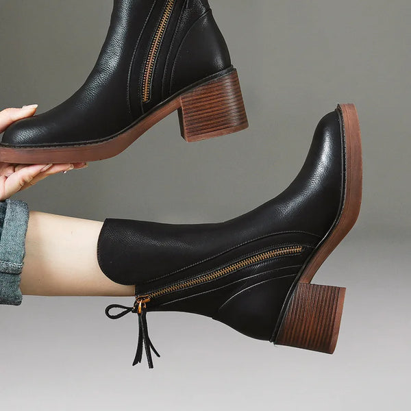 Botines Cortos con Tacón para Mujeres Elegantes