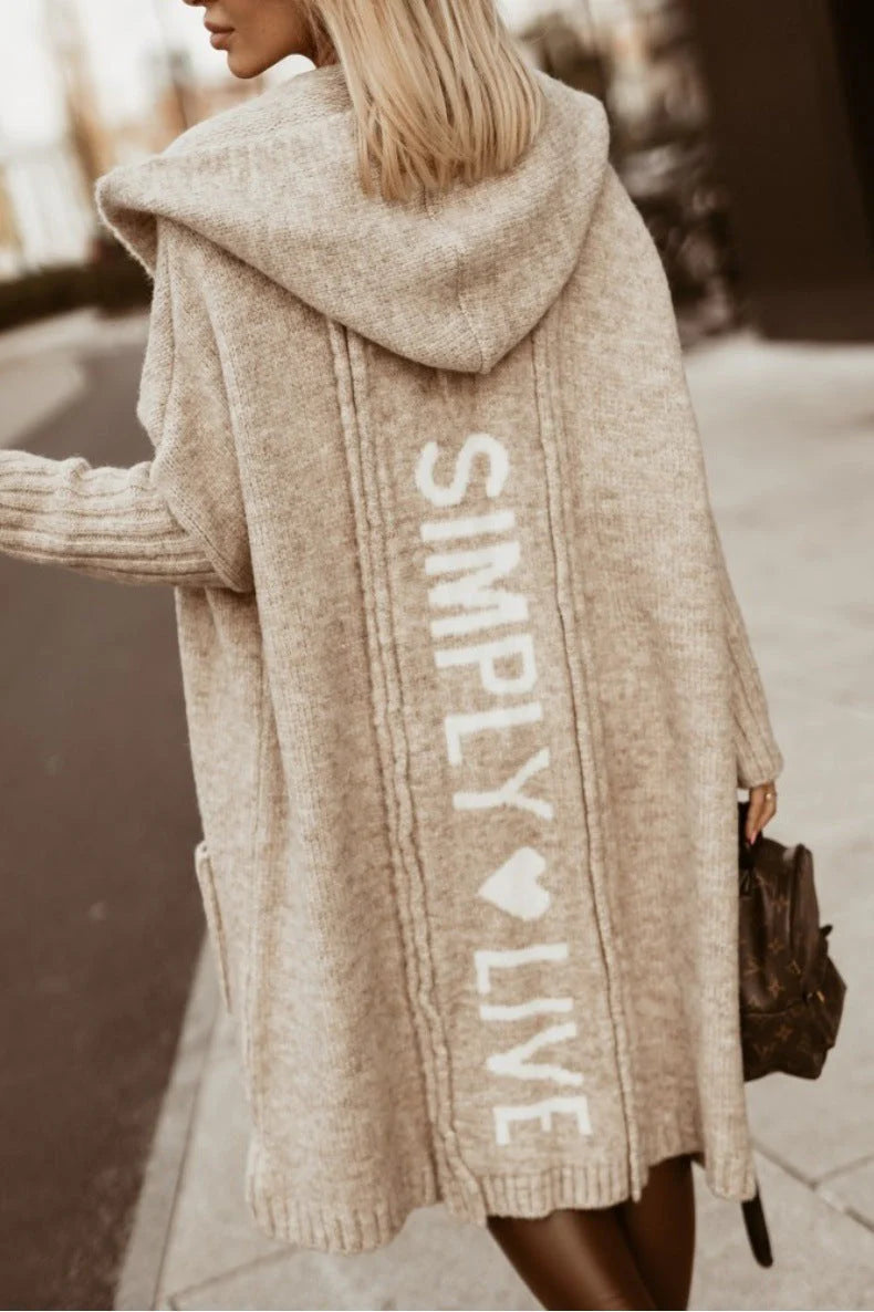 Cárdigan elegante con capucha: estilo y comodidad en uno