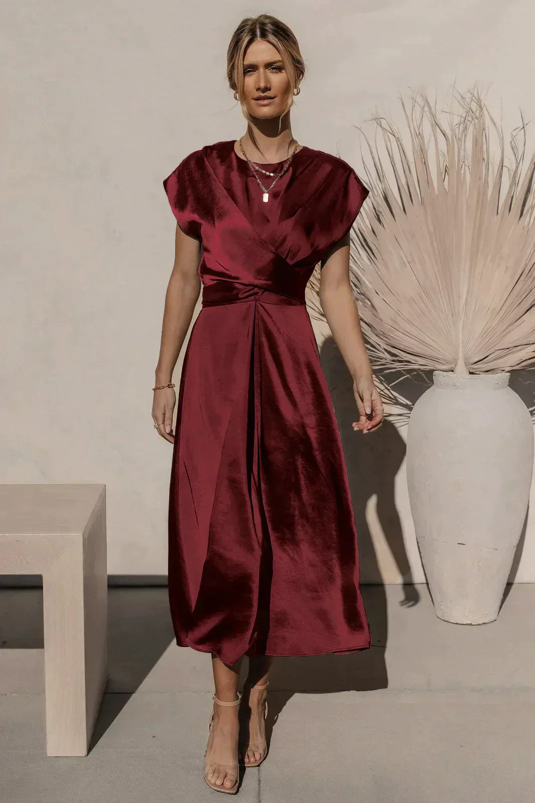 Vestido largo de fiesta con estilo elegante para eventos especiales