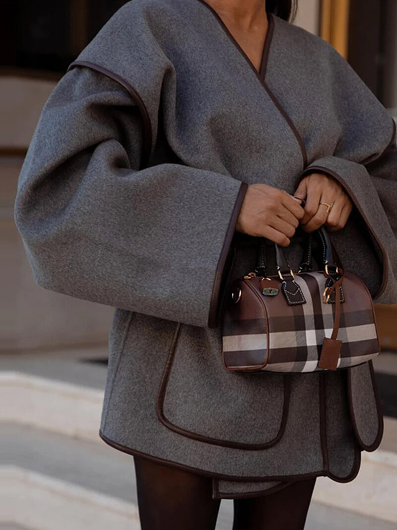 Abrigo moderno para mujer con cinturón elegante