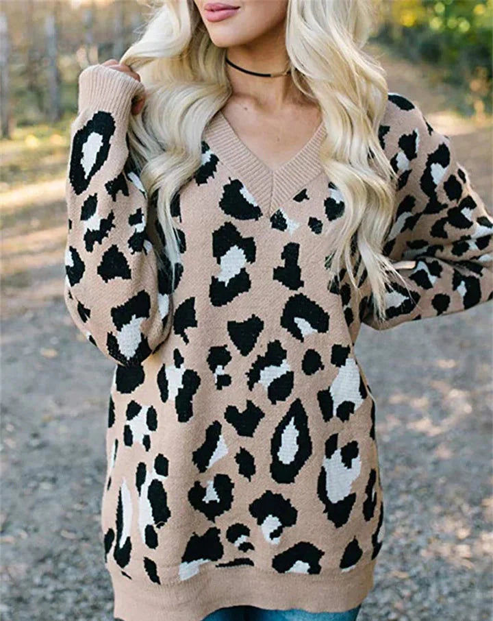 Suéter Largo con Estampado de Leopardo y Escote en V para Mujeres Modernas