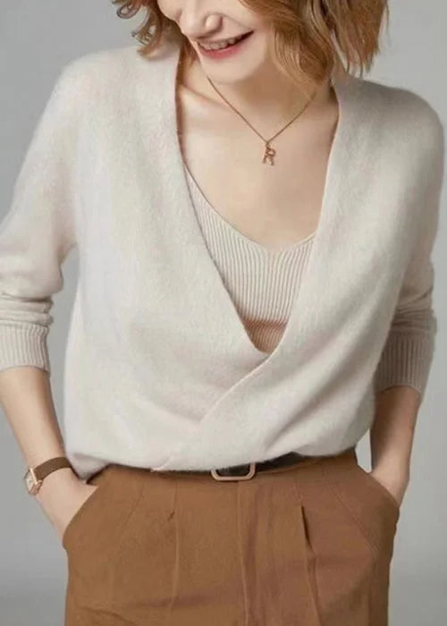 Cárdigan Beige de Mujer con Botones y Cuello en V para Otoño