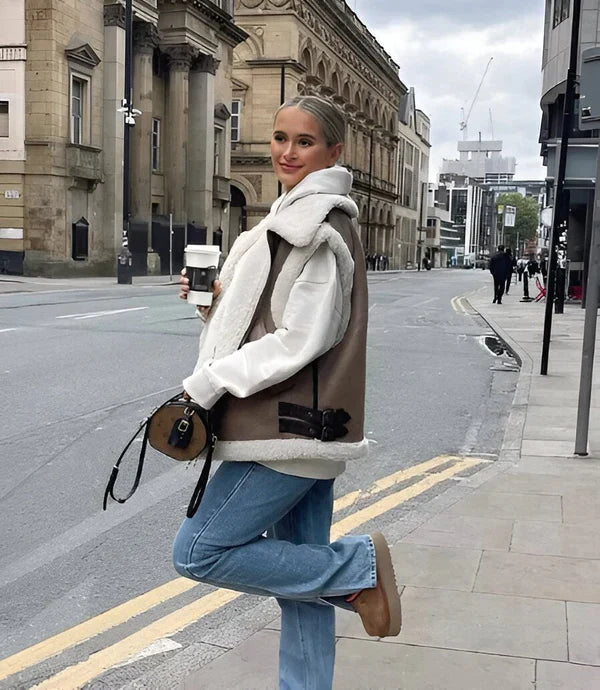Chaleco de Otoño para Mujer con Diseño Moderno