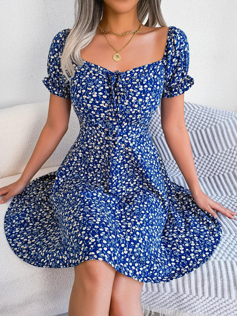 Vestido corto de manga corta versátil para cualquier ocasión