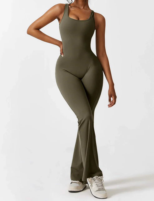 Mono largo acampanado con espalda en V y estilo elegante