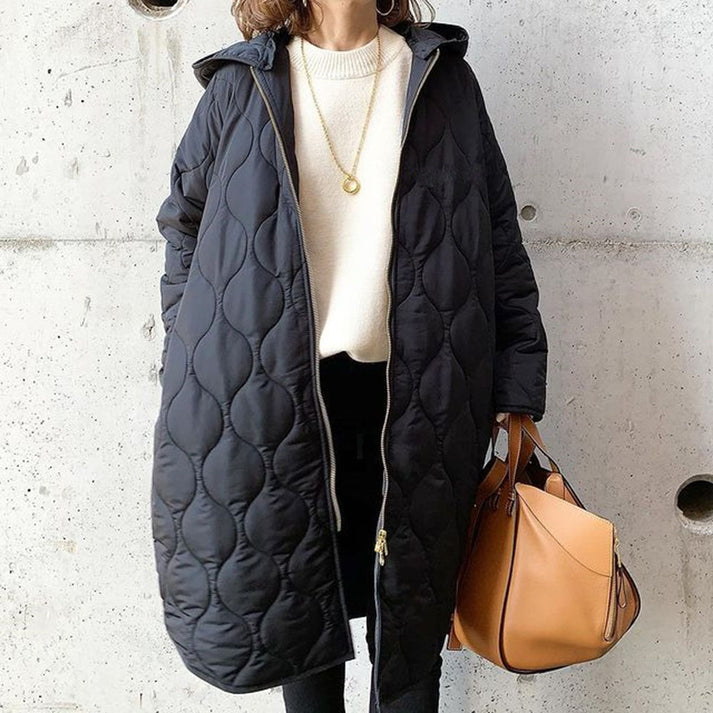 Abrigo Oversized con Capucha y Diseño Moderno para Mujer