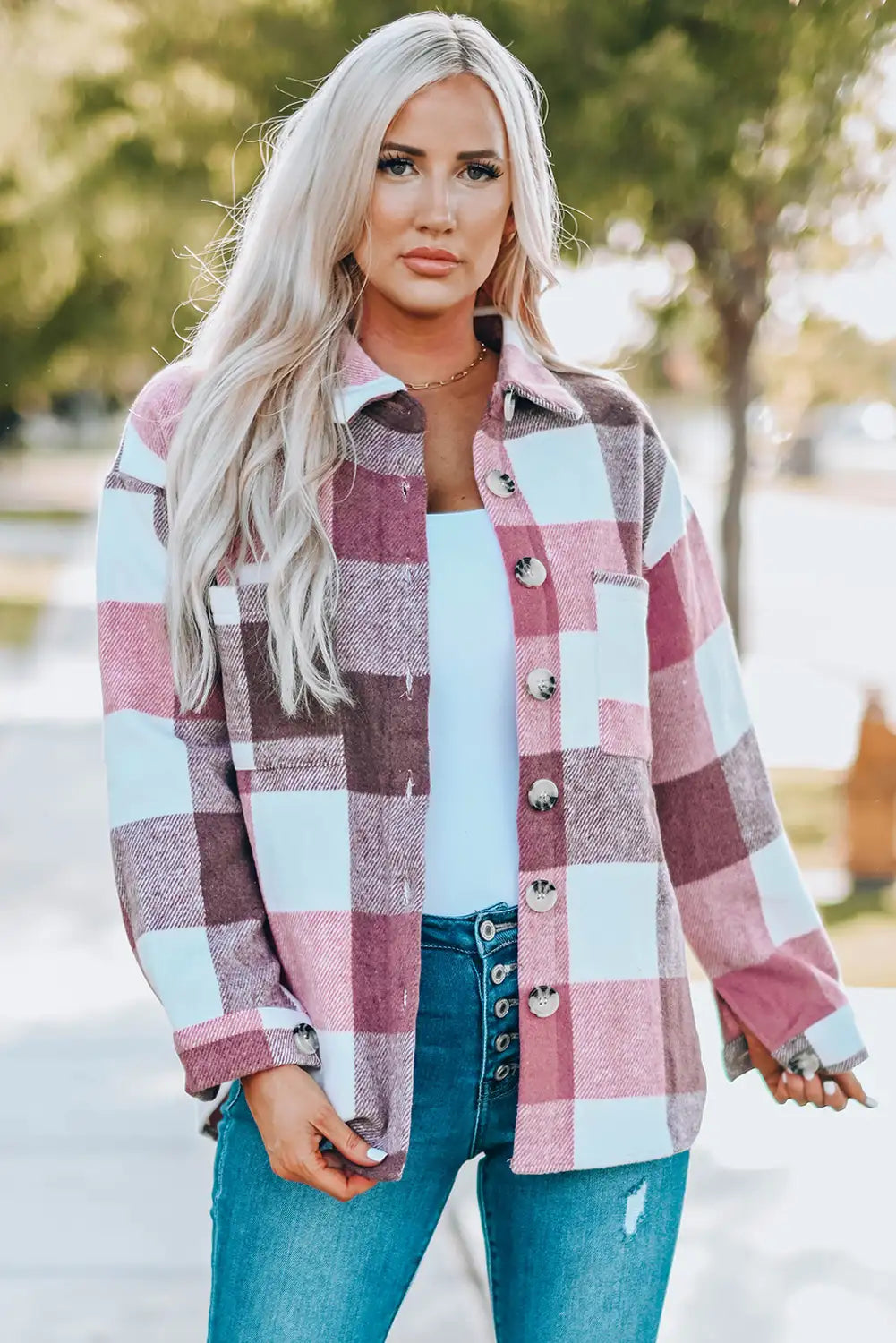 Chaqueta de Cuadros en Bloque de Color Caqui para un Estilo de Invierno Sin Esfuerzo