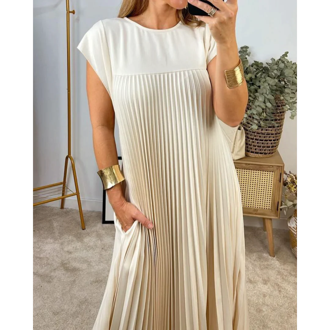 Vestido largo plisado con mangas cortas y estilo elegante
