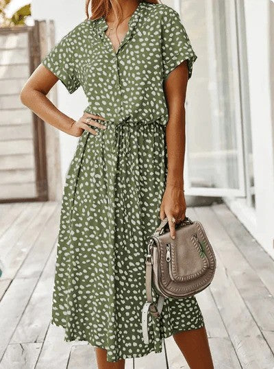 Vestido veraniego con diseño holgado y cómodo, ideal para cualquier ocasión