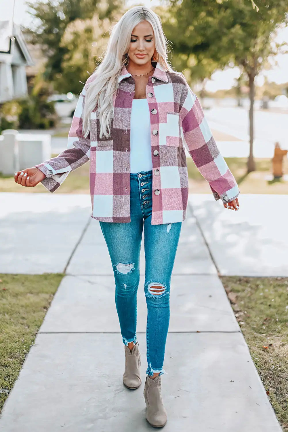 Chaqueta de Cuadros en Bloque de Color Caqui para un Estilo de Invierno Sin Esfuerzo