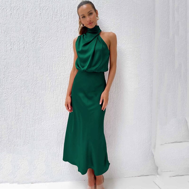Vestido largo sin mangas con escote asimétrico y estilo refinado